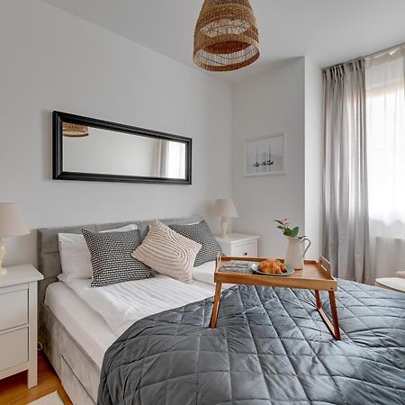 Lion Apartments - Amalfi Quiet Family 3 Bedr Apartment Сопот Екстериор снимка